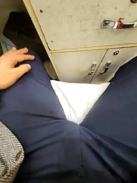 Snapshot of _Danny__ chatting on 01-17-26, 02:11 Danny online show from 01-17-26, 02:11