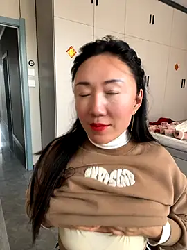 xiaomei-11 online show from 11-26-25, 06:14