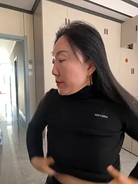 xiaomei-11 online show from 12-03-25, 02:52