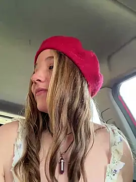 Snapshot of sashapulse chatting on 06-25-26, 04:22 sashapulse online show from 06-25-26, 04:22