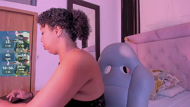 Snapshot of Faver_ chatting on 09-12-25, 12:27 Faver online show from 09-12-25, 12:27