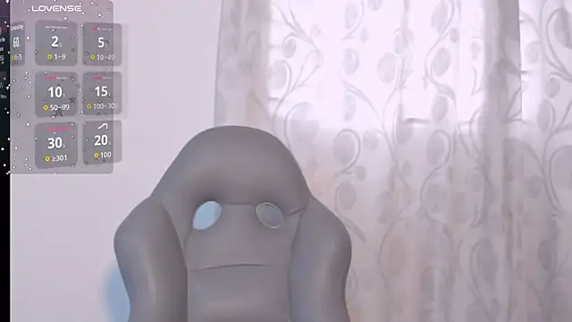 Snapshot of Faver_ chatting on 10-15-25, 12:27 Faver online show from 10-15-25, 12:27