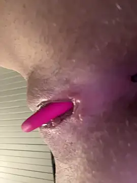 SeccySerena online show from 04-04-26, 06:49