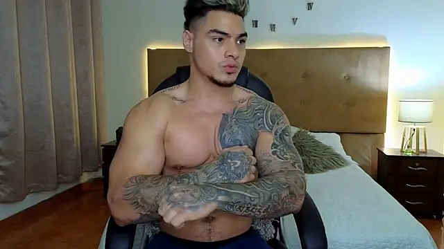 Steven Velez online show from 10-05-25, 04:33