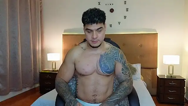 Snapshot of Steven_Velez chatting on 04-21-26, 01:18 Steven Velez online show from 04-21-26, 01:18