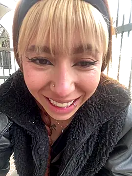 Sallem Pink online show from 01-08-26, 11:45