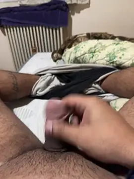 Kostaras1 online show from 04-14-26, 03:07