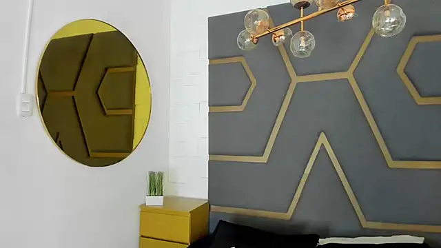 MeganHoffmaan online show from 10-07-25, 07:22