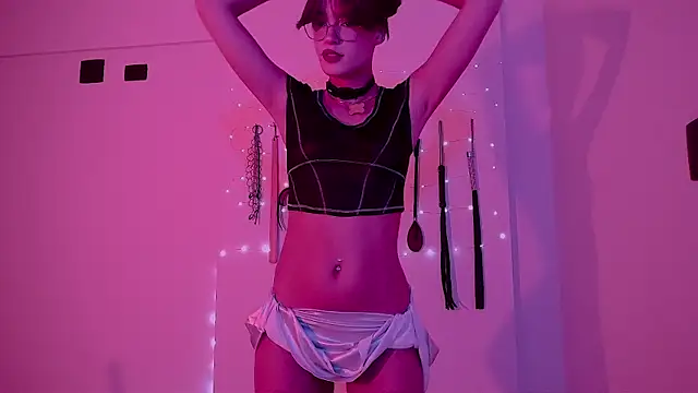 Snapshot of nina_kink chatting on 05-24-26, 09:20 nina kink online show from 05-24-26, 09:20