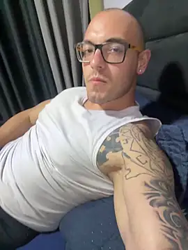presidiarioGostoso online show from 10-16-25, 02:56