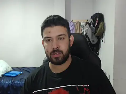 Snapshot of Axel11113 chatting on 10-09-25, 03:59 Axel11113 online show from 10-09-25, 03:59