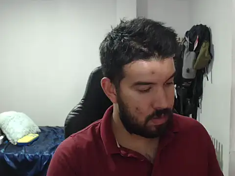 Snapshot of Axel11113 chatting on 10-16-25, 04:02 Axel11113 online show from 10-16-25, 04:02