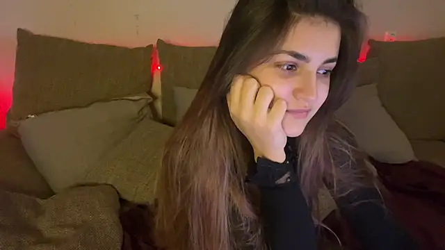 Vivalenti Kiss online show from 12-04-25, 12:36