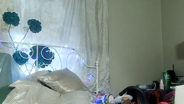 g0lden are0las89 online show from 04-15-26, 09:26