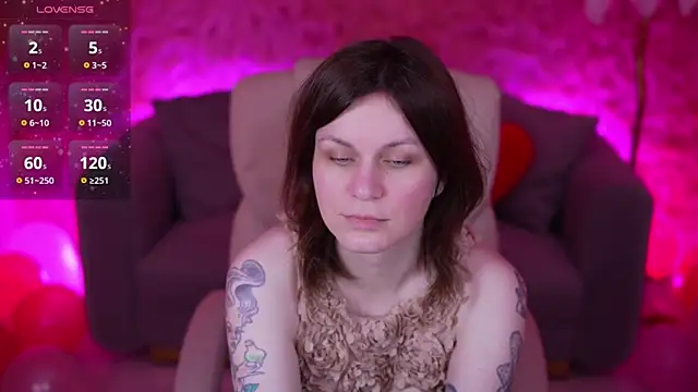 Snapshot of TinaMelt chatting on 02-23-26, 07:44 TinaMelt online show from 02-23-26, 07:44