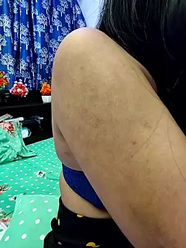 priya 26 online show from 01-08-26, 09:55