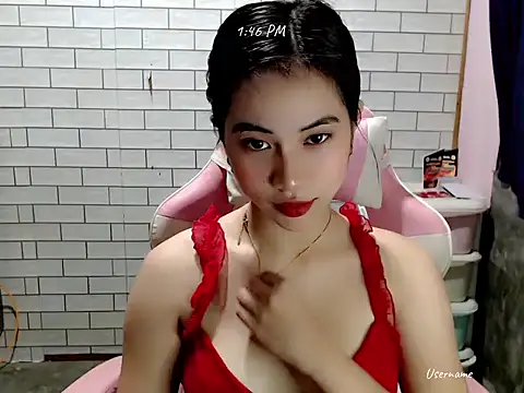 Snapshot of Rainea149 chatting on 02-25-26, 05:50 Rainea149 online show from 02-25-26, 05:50