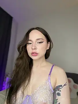 Snapshot of AlexaSpark_ chatting on 07-11-26, 08:22 AlexaSpark online show from 07-11-26, 08:22