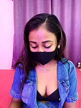 Snapshot of Puja-baby chatting on 11-02-25, 11:40 Puja-baby online show from 11-02-25, 11:40