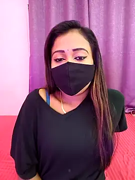 Snapshot of Puja-baby chatting on 11-18-25, 10:47 Puja-baby online show from 11-18-25, 10:47