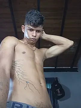Snapshot of God_Eros_23cm chatting on 05-25-26, 11:16 God Eros 23cm online show from 05-25-26, 11:16