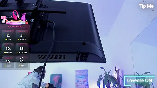 malthe 022 online show from 10-04-25, 07:01