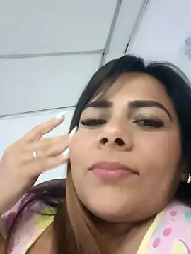 camila rogue online show from 10-25-25, 01:46