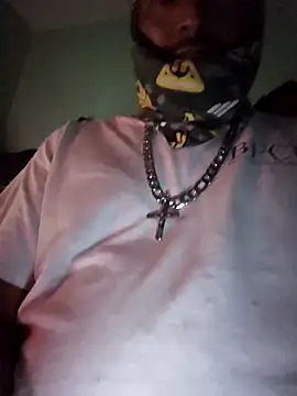 Snapshot of Mancho2289 chatting on 09-25-25, 03:43 Mancho2289 online show from 09-25-25, 03:43