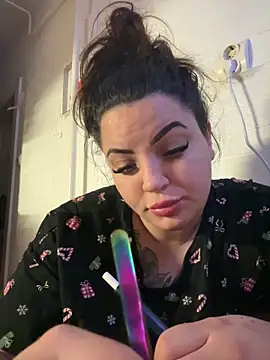 Snapshot of sexybunny18255 chatting on 12-15-25, 10:36 sexybunny18255 online show from 12-15-25, 10:36