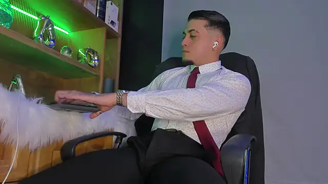 Gael williams1 online show from 09-10-25, 06:02