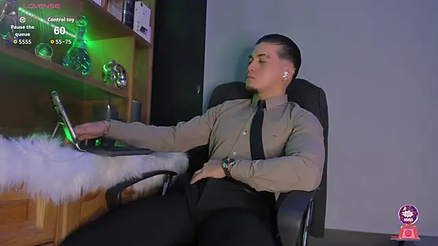 Gael williams1 online show from 10-30-25, 10:43