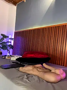 MarilynSmith01 online show from 10-29-25, 07:37