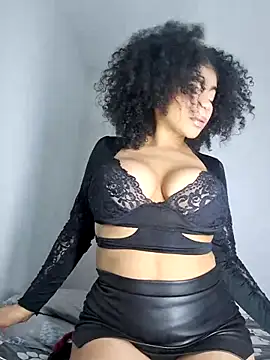 Snapshot of Yerystar chatting on 09-16-25, 12:11 Yerystar online show from 09-16-25, 12:11