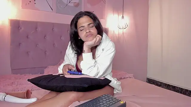 Snapshot of ATENA_JB chatting on 09-29-25, 07:57 ATENA JB online show from 09-29-25, 07:57