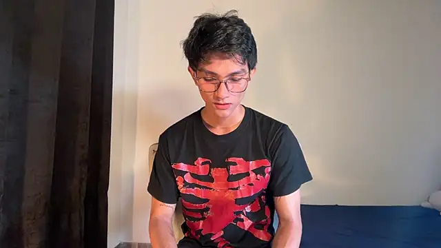 Snapshot of Angel_bunny2 chatting on 11-14-25, 03:16 Angel bunny2 online show from 11-14-25, 03:16