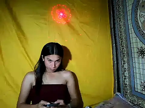 Snapshot of Asian_PrettyAle chatting on 05-05-26, 01:19 Asian PrettyAle online show from 05-05-26, 01:19