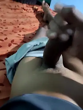 RAYI Queen 4 online show from 03-13-26, 11:55