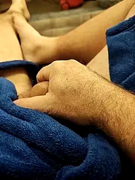 hubbyfun19 online show from 12-14-25, 06:52