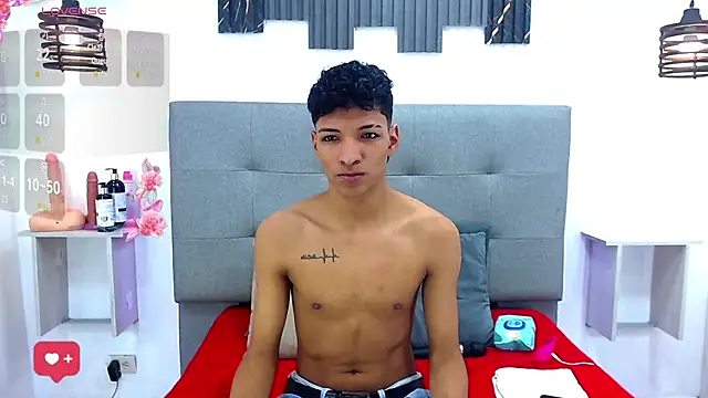 Rick Wade online show from 11-25-25, 04:01