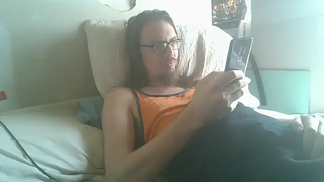 Snapshot of dandonn chatting on 06-27-26, 03:06 dandonn online show from 06-27-26, 03:06