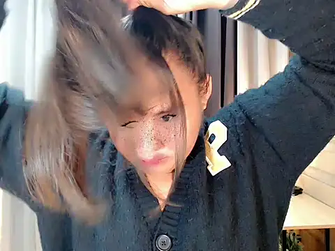 ursexy ceciliaxx online show from 09-11-25, 05:46