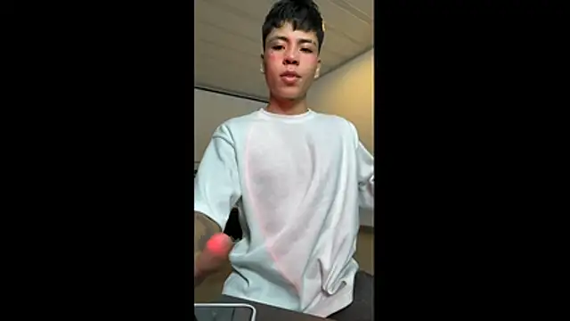 MaxiWildd online show from 01-10-26, 01:02