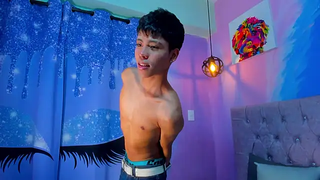 MaxiWildd online show from 01-16-26, 01:04