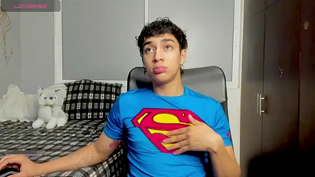 Snapshot of Noxx_starkK chatting on 11-27-25, 05:09 Noxx starkK online show from 11-27-25, 05:09