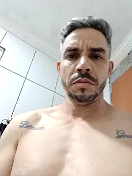 Snapshot of QfabO123 chatting on 10-30-25, 07:14 QfabO123 online show from 10-30-25, 07:14