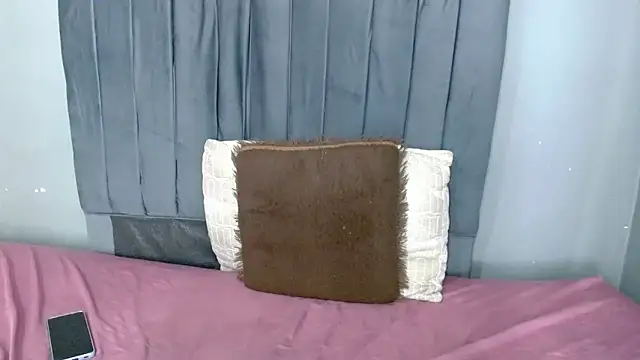 ChubbyBuddyxXx online show from 03-05-26, 06:15