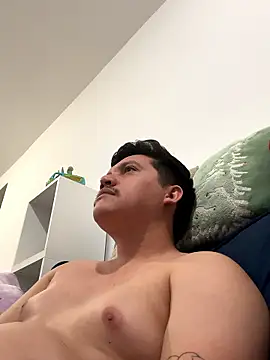 michael877675 online show from 01-09-26, 12:24