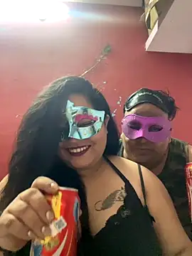 Snapshot of Sexy-Mehak chatting on 09-15-25, 04:40 Sexy-Mehak online show from 09-15-25, 04:40