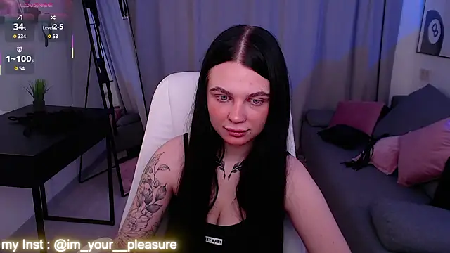 Michela Fruet online show from 02-17-26, 01:02