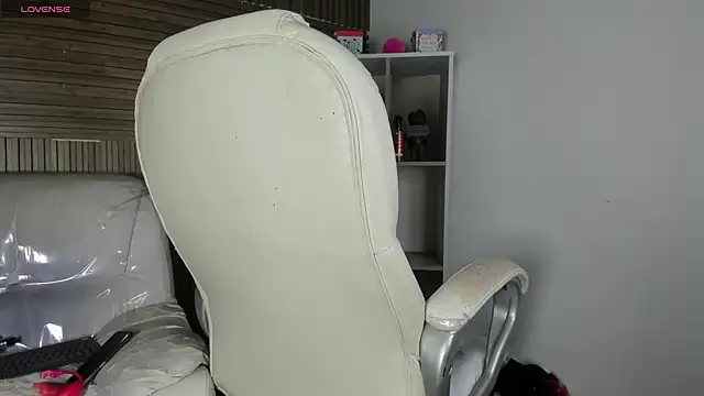 AmbarFoxx  online show from 11-15-25, 11:10